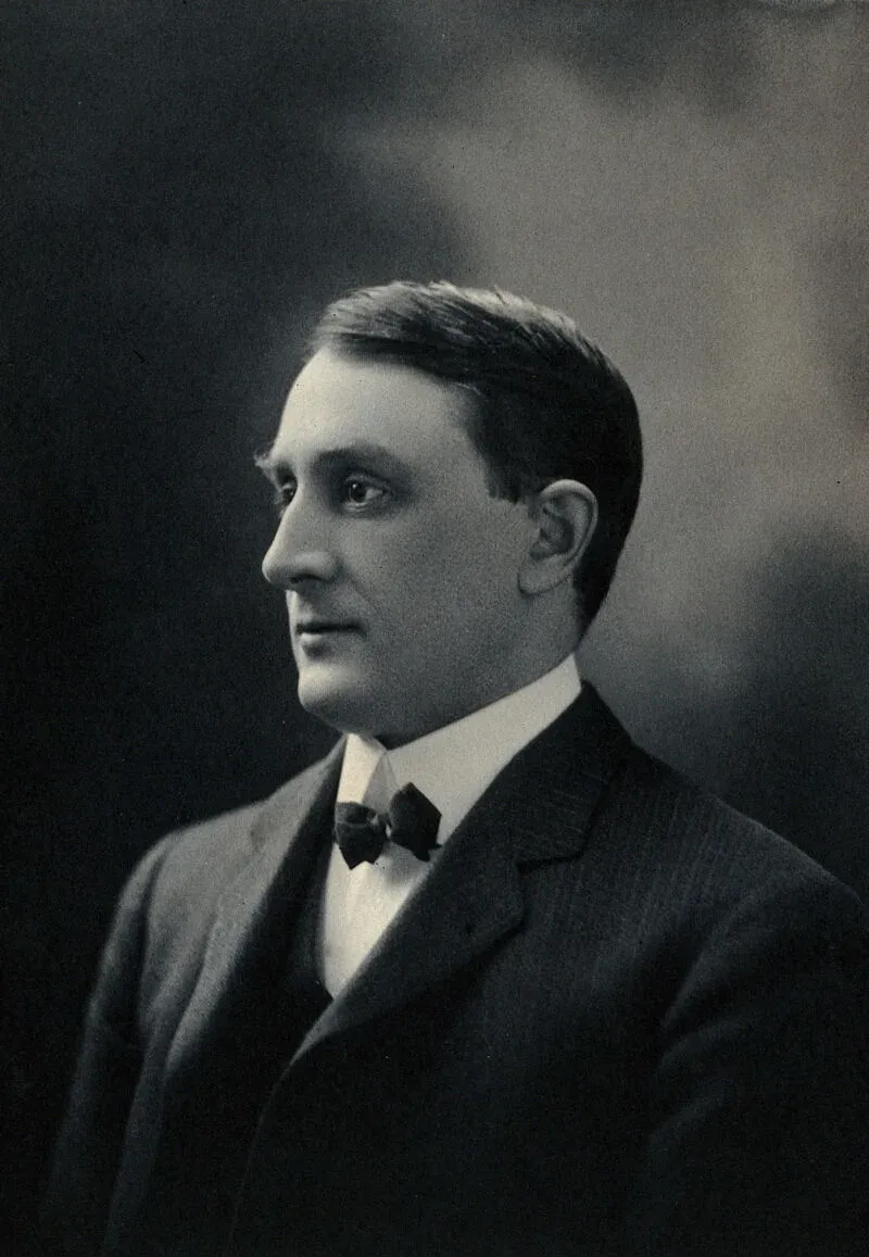 Charles Horace Mayo. Fotografia di W.J. Hoseth. Wellcome Collection, Public Domain.